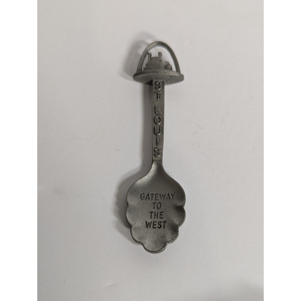 St‎ Louis Gateway to the West Souvenir Spoon